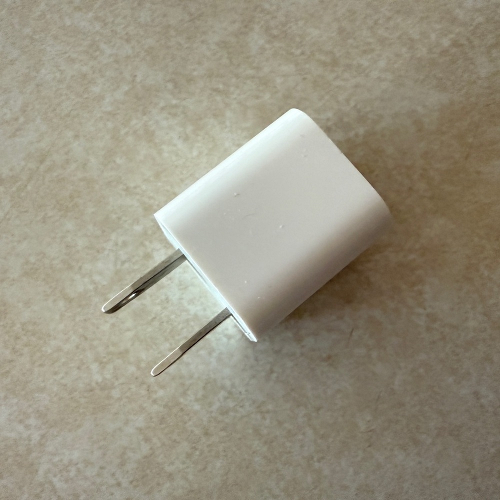 Apple White USB Power Adapter Wall Charger